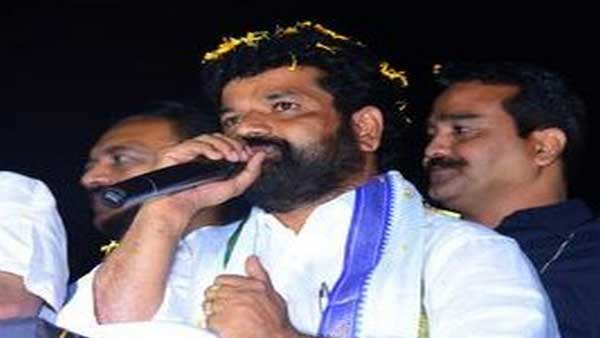  అర్థరాత్రి 2గంటలకు ఫోన్లు చేసి బెదిరింపులు...