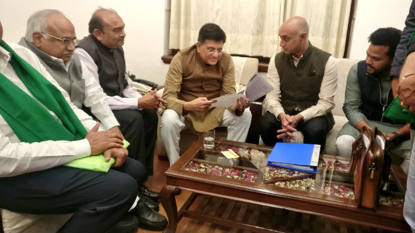 ప్రధాని శంకుస్థాపన చేసిన అమరావతిని కాదని.. ప్రధాని శంకుస్థాపన చేసిన అమరావతిని కాదని..