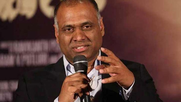 కాసేపటికే ట్వీట్ డిలీట్ చేసిన పీవీపీ కాసేపటికే ట్వీట్ డిలీట్ చేసిన పీవీపీ