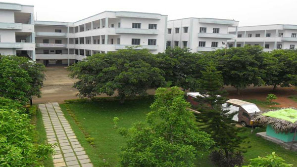 మూడేళ్లుగా నిరుపయోగంగా..