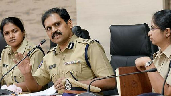 జగన్ ఢిల్లీ పర్యటన ఎఫెక్ట్ .. స్టీఫెన్ కు గ్రీన్ సిగ్నల్. జగన్ ఢిల్లీ పర్యటన ఎఫెక్ట్ .. స్టీఫెన్ కు గ్రీన్ సిగ్నల్.