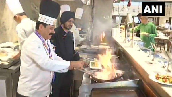 వీఐపీలకు ఇతర సెలబ్రిటీలకు సర్వ్ చేసిన అనుభవం