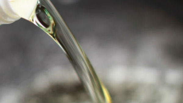 కల్తీ నూనె దందాకు పోలీసులు షాక్ .. 8మంది అరెస్ట్ 