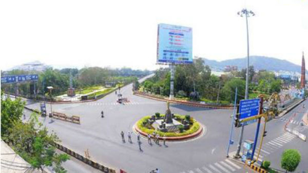 సోషల్ డిస్టెన్సింగ్ తప్పనిసరి.. 