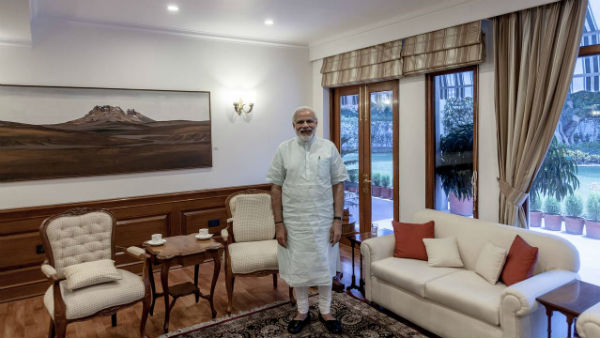 మోదీ వర్కింగ్ ఫ్రమ్ హోం?