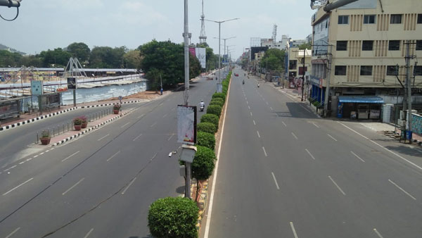 మూడు కాలనీలు..మూడు కిలోమీటర్ల మేర రెడ్ జోన్