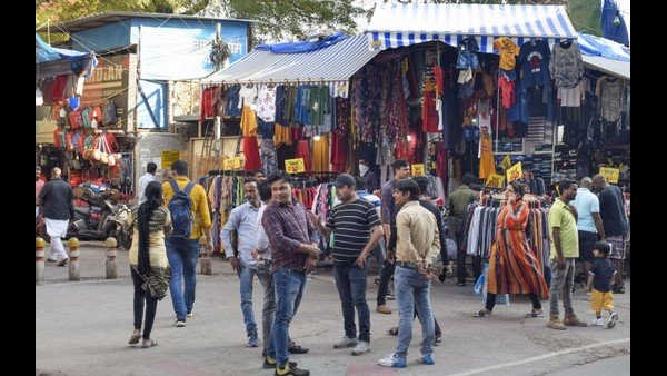 తెలిసినా పట్టించుకోని ఐఏఎస్ ఫ్యామిలీ