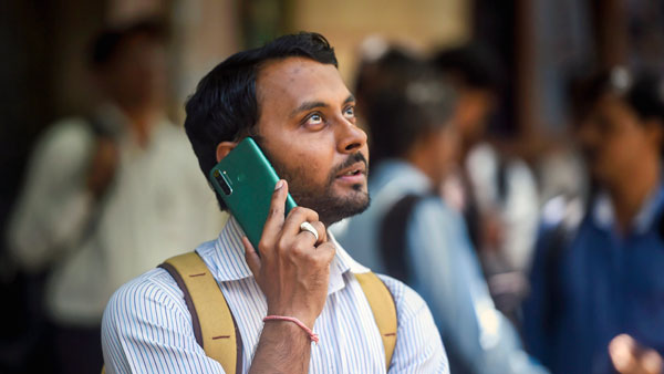  కుప్పకూలిన మార్కెట్లు