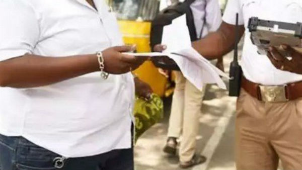 పని చెయ్యని ఆర్టీఏ ఆఫీసులు .. నిలిచిపోయిన రెన్యువల్స్