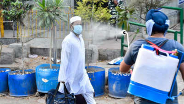 ఇలా వెలుగులోకి..