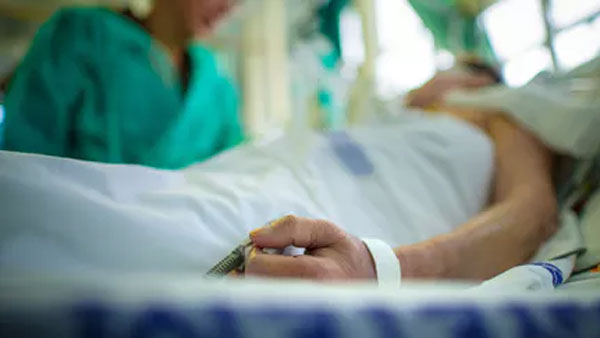 woman dead in hospital due to staff negligence woman dead in hospital due to staff negligence