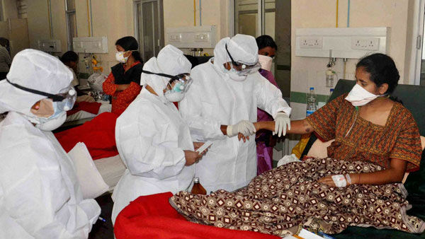 గాంధీ ఆస్పత్రిలో కరోనా అనుమానితులు