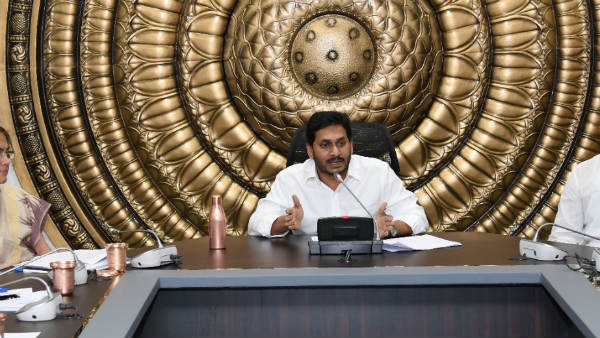 కేసీఆర్ ఆప్యాయత..