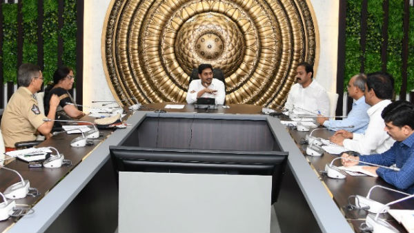 హెల్ప్‌లైన్ నంబర్