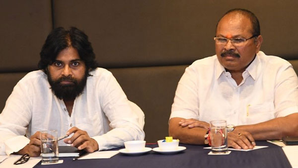 జనసేన, బీజేపీ పొత్తులతో ఎన్నికలలో పోటీ చేస్తుందన్న బీజేపీ నేతలు జనసేన, బీజేపీ పొత్తులతో ఎన్నికలలో పోటీ చేస్తుందన్న బీజేపీ నేతలు