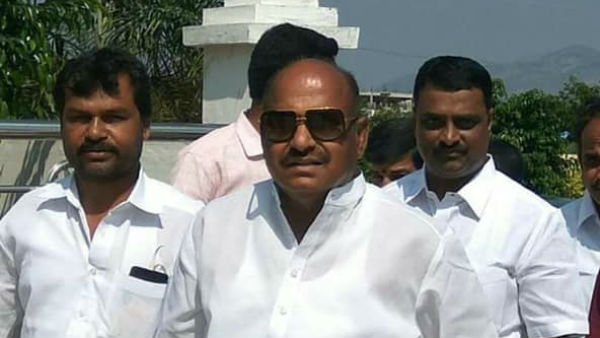 ఈసీ దగ్గర డబ్బులు లేకుంటే పార్టీ నుంచి..