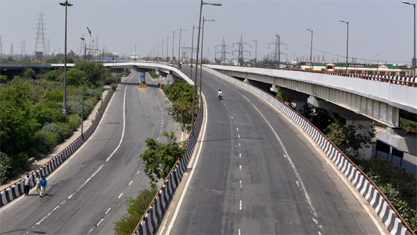  కొండెక్కి కూర్చున్న నిత్యావసరాలు 