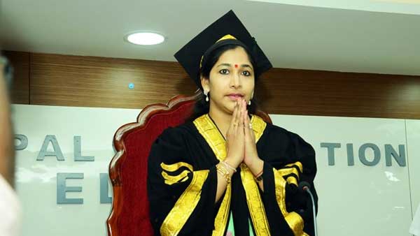 డిప్యూటీ మేయర్ కు డిమాండ్.