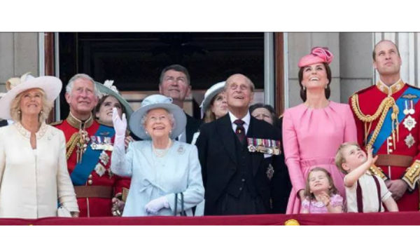 ఒత్తిడిలో వైద్య సిబ్బంది..