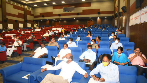 ఒంగోలు, విజయవాడ, కాకినాడ, విశాఖలోనే... ఒంగోలు, విజయవాడ, కాకినాడ, విశాఖలోనే...