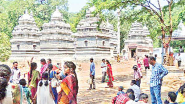 గుళ్లపైనా కరోనా ప్రభావం.,