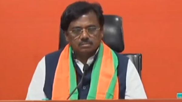  కేసీఆర్ కు ఎప్పుడూ శాశ్వత మిత్రులు ఉండరని చెప్పిన మాజీ ఎంపీ