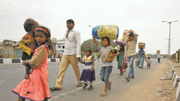 హైదరాబాద్ లోనూ అదే పరిస్థితి .. వలస జీవుల విషయంలో ప్రభుత్వాల స్పందనేది ? 