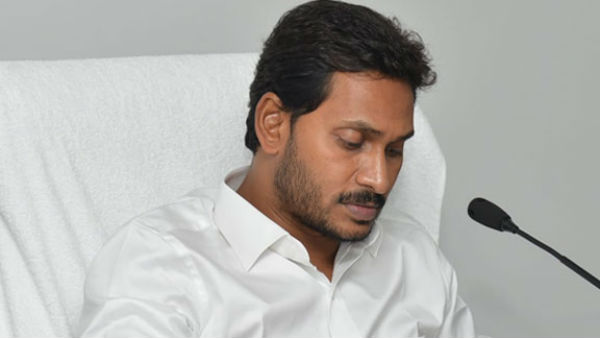 కరోనా దెబ్బతో పార్లమెంటు వాయిదా..