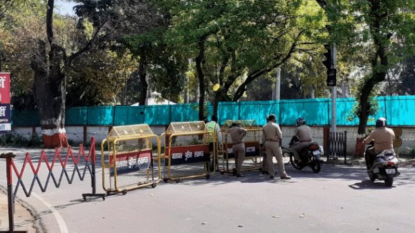 సోషల్ మీడియాలో వీడియోనే కారణం కావొచ్చు...