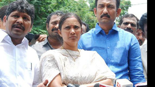 నాడు వైసీపీకి ప్రచారాస్త్రంగా వనజాక్షి...