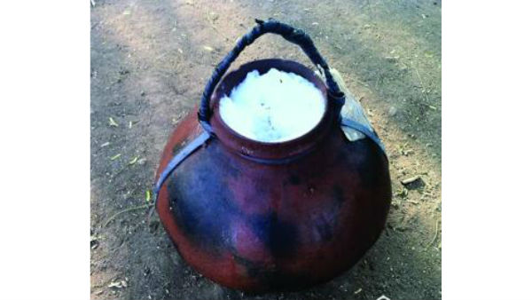 కల్లుగీత కార్మికులకు కాసుల వర్షం కురిపిస్తున్న లాక్ డౌన్ 