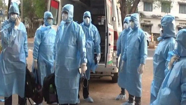 అర్థరాత్రి తర్వాత ఉరుకులు.. అర్థరాత్రి తర్వాత ఉరుకులు..