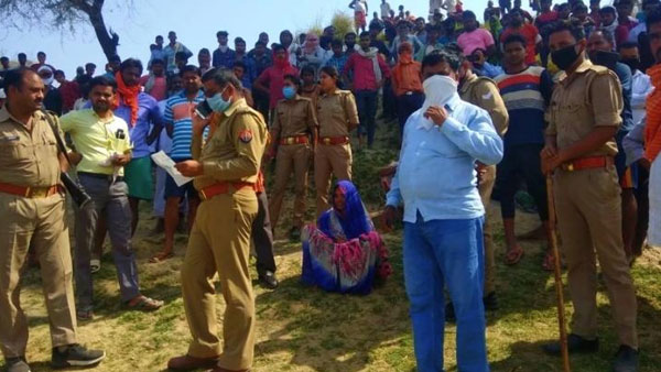 దెయ్యం అనుకుని పరుగులు.. దెయ్యం అనుకుని పరుగులు..