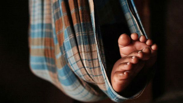 శిశువును విక్రయించిన తల్లి 