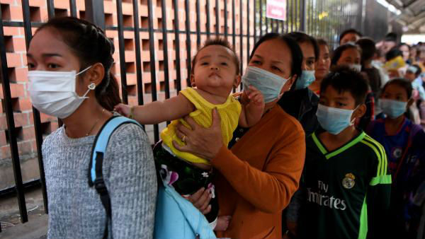 యూపీ బాబుకు లాక్ డౌన్ , గోరఖ్‌పూర్‌ పాపకు కరోనా అని పేర్లు