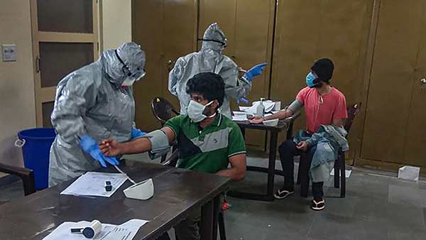 సాధారణ ప్రజల నుంచీ విమర్శలు...