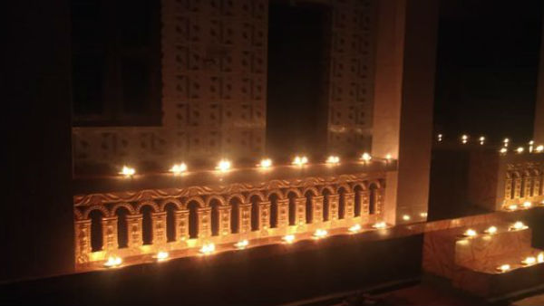 దీపాలు వెలిగించి చప్పట్లు కొడితే కరోనా పారిపోతుందా ?