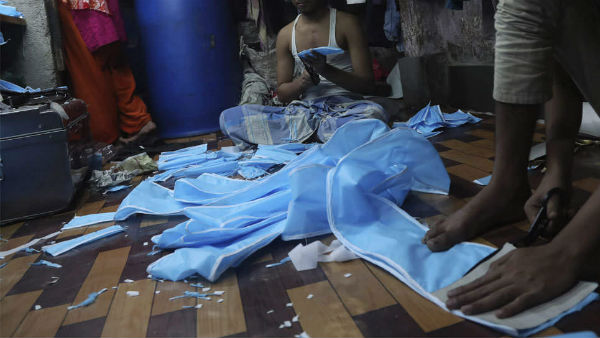 కరోనా పేదరికాన్ని మిగిల్చిపోతుంది..