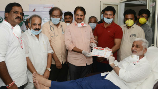 వైసీపీ ఎమ్మెల్యేలు, ఎంపీల టూర్లు..