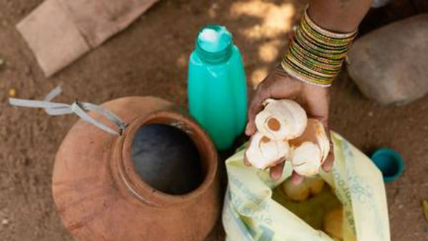 జోరుగా కల్తీ కల్లు దందా .. డిమాండ్ ఎక్కువ ఉండటమే కారణం జోరుగా కల్తీ కల్లు దందా .. డిమాండ్ ఎక్కువ ఉండటమే కారణం