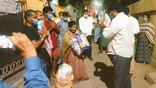 కేటీఆర్‌కు బస్తీ వాసుల కృతజ్ఞతలు