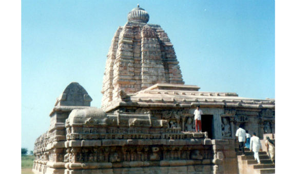  చరిత్రకారులు ఏం చెబుతున్నారు..?