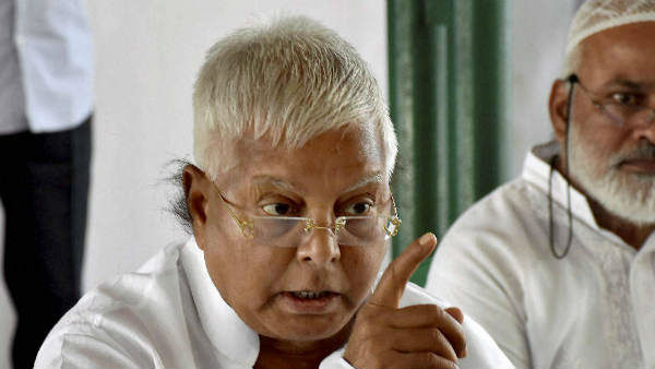 కరోనా క్వారంటైన్ లో డాక్టర్ అండ్ టీం కరోనా క్వారంటైన్ లో డాక్టర్ అండ్ టీం