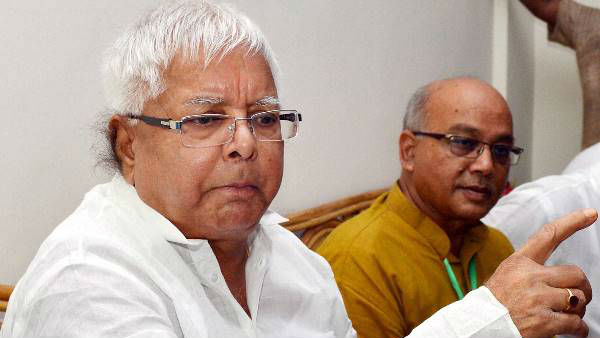 మాజీ సీఎంకు కరోనా భయం ! మాజీ సీఎంకు కరోనా భయం !