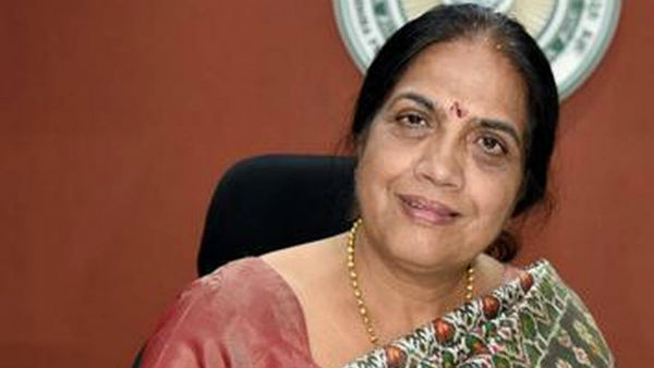 ముగ్గురు మధ్య ప్రధాన పోటీ... ముగ్గురు మధ్య ప్రధాన పోటీ...