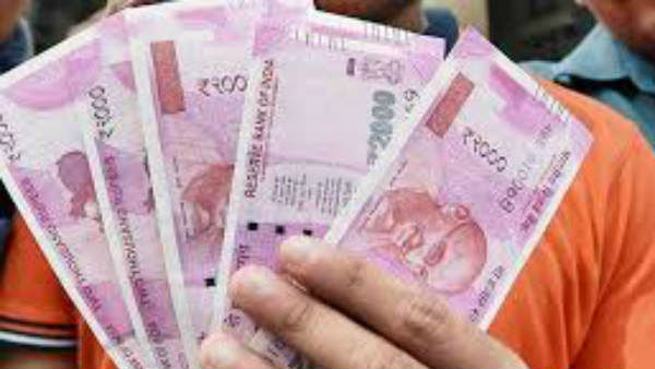 మార్చి నెలలో ఇలా పెరిగిన విత్ డ్రాయల్స్..