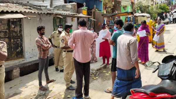 ఫిర్యాదులు స్వీకరిస్తాం.. 