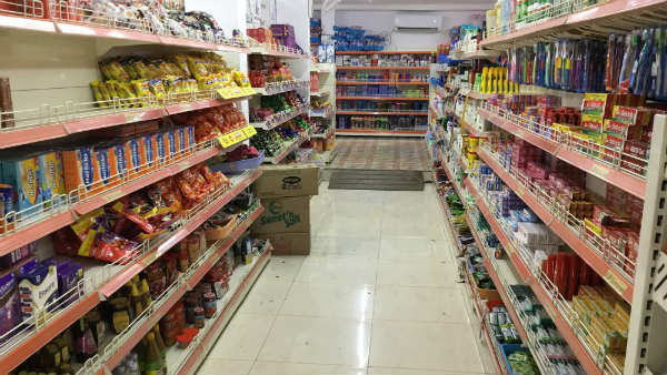  వినియోగదారులపై ఆంక్షలు.. 