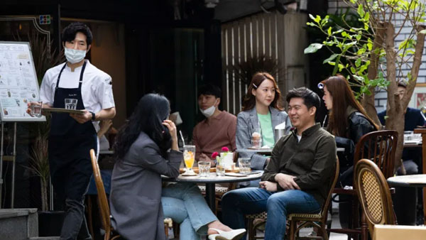 10 వేలకు పైగా పాజిటివ్ కేసులు