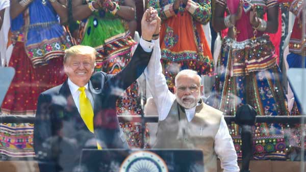 ట్రంప్ భారత్‌లో పర్యటించడంతో..